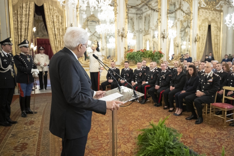 Il Presidente della Repubblica Sergio Mattarella in occasione dell'incontro per il 205° anniversario di costituzione dell'Arma dei Carabinieri