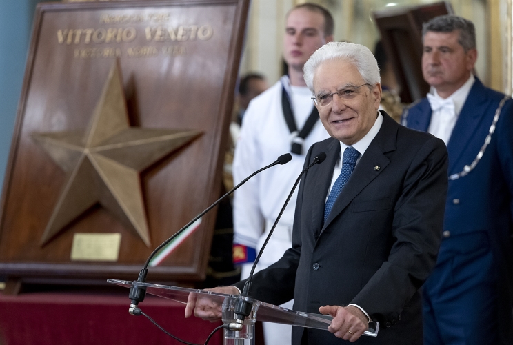 Il Presidente Sergio Mattarella in occasione dell'incontro con  una rappresentanza della Marina Militare, nella ricorrenza della Festa della Marina