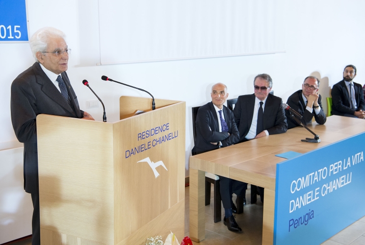 Il Presidente Sergio Mattarella in occasione della visita al Residence "Daniele Chianelli"
