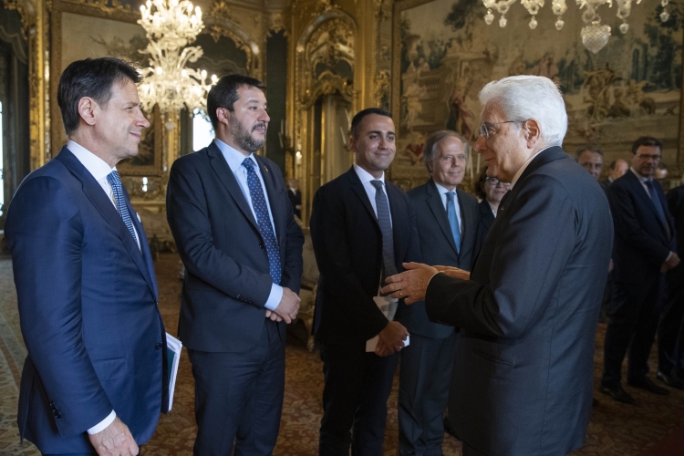 Il Presidente Sergio Mattarella con Giuseppe Conte, Presidente del Consiglio dei Ministri, ed altri membri del Governo, in occasione del prossimo Consiglio Europeo
