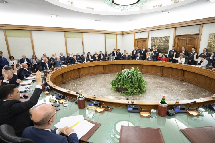Il Presidente Sergio Mattarella presiede il Consiglio Superiore della Magistratura in occasione dell’Assemblea plenaria straordinaria del CSM
