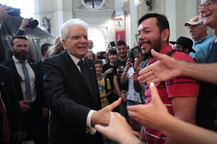 Il Presidente della Repubblica Sergio Mattarella al termine della visita al Centro viennese per il Lessico Etimologico Italiano (LEI)
