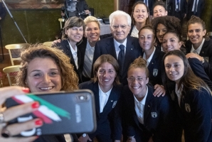 Mattarella incontra la Nazionale di Calcio Femminile 