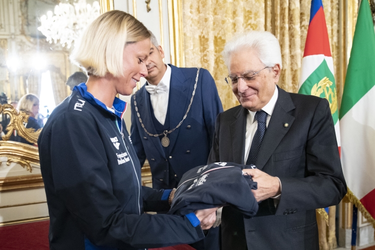 Il Presidente Sergio Mattarella nel corso dell'incontro con gli atleti dei Campionati del Mondo di Nuoto di Gwangju 2019

