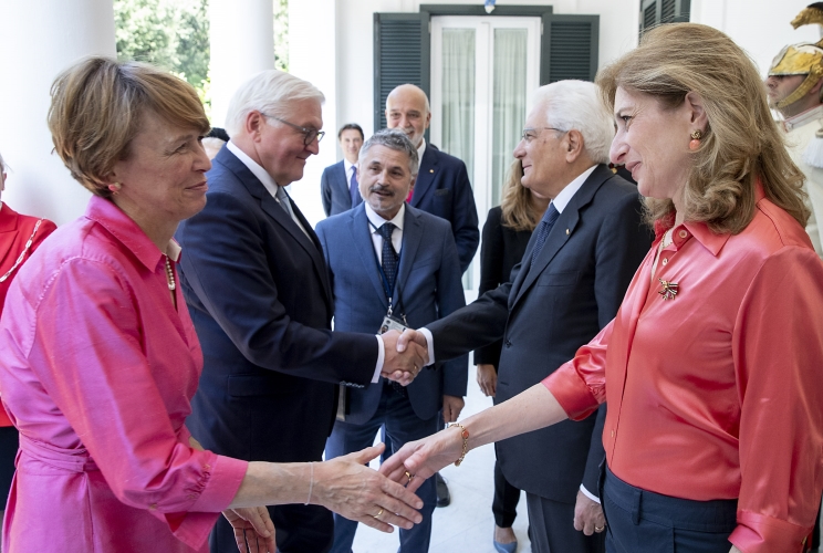 Il Presidente Sergio Mattarella e la Sig.ra Laura con  il Presidente della Repubblica Federale di Germania, Frank-Walter Steinmeier e Consorte a Villa Rosebery, in occasione della visita di Stato