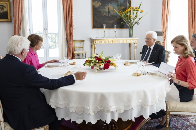 Il Presidente Sergio Mattarella e il Presidente della Repubblica Federale di Germania, Frank-Walter Steinmeier a Villa Rosebery, in occasione della visita di Stato