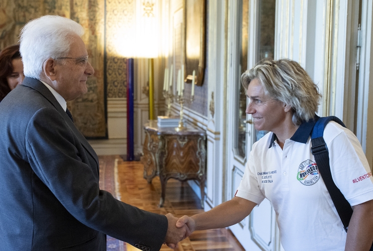 Il Presidente Sergio Mattarella con Diana Vitali, Presidente di SOD Italia – Associazione Italiana displasia setto ottica e ipoplasia del nervo ottico