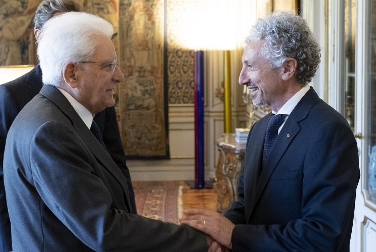 Il Presidente Sergio Mattarella con il Presidente Nazionale delle Associazioni Cristiane Lavoratori Italiani,, Roberto Rossini
