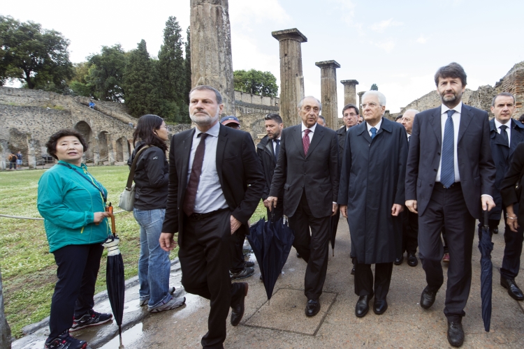 Il Presidente Sergio Mattarella visita gli scavi 