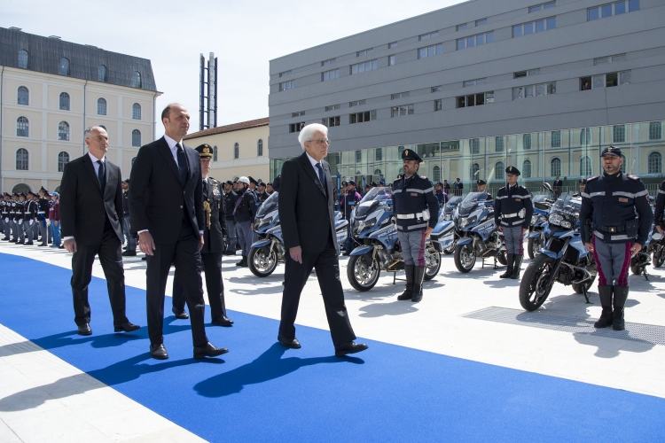 Il Presidente Sergio Mattarella interviene alla cerimonia del 164° anniversario della fondazione della Polizia di Stato.