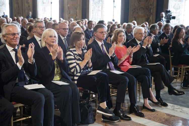 Il Presidente della Repubblica Sergio Mattarella ela Sig.ra Laura durante la cerimonia di celebrazione de “I Giorni della Ricerca”
