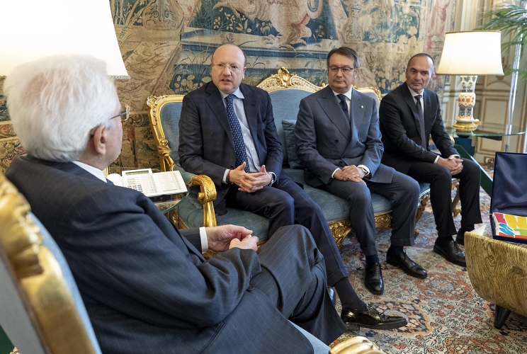 Il Presidente Sergio Mattarella con il Presidente di Confindustria, Vincenzo Boccia con una delegazione di Piccola Industria Confindustria, guidata dal Presidente Carlo Robiglio, in occasione della decima edizione della Giornata Nazionale delle Piccole e Medie Imprese