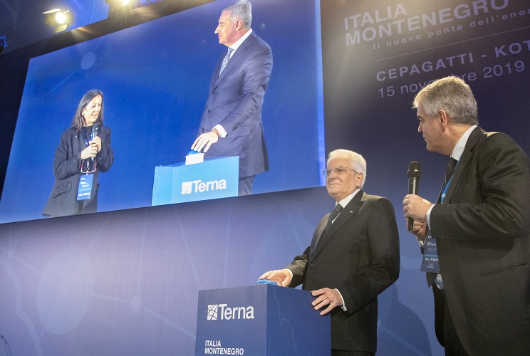 Il Presidente Sergio Mattarella in occasione della cerimonia di inaugurazione dell'interconnessione Italia - Montenegro