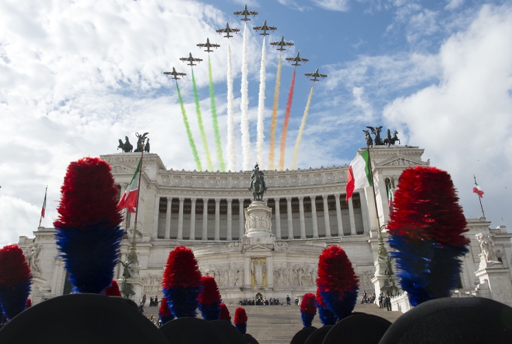 Il sorvolo delle Frecce Tricolori