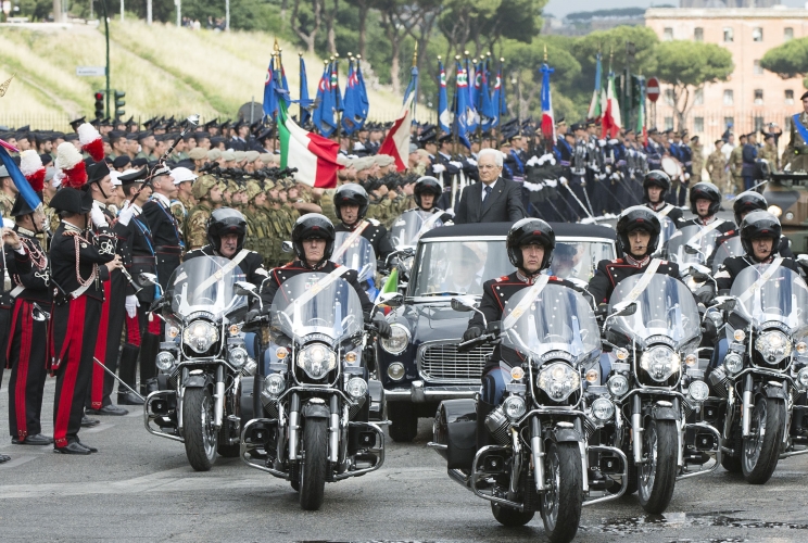 Il Presidente Sergio Mattarella in Via dei Fori Imperiali 