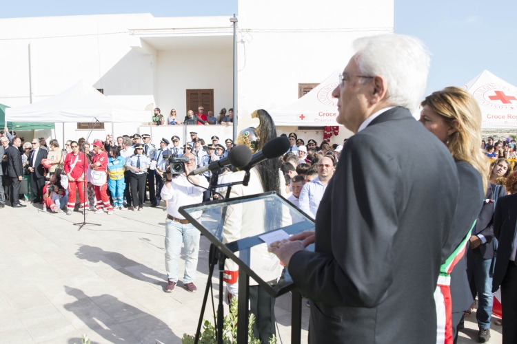 Il Presidente Sergio Mattarella con Nicolini