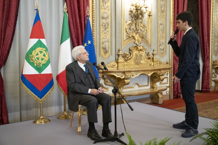 Il Presidente della Repubblica Sergio Mattarella nel corso dell'incontro con gli  studenti di alcune scuole secondarie di secondo grado.