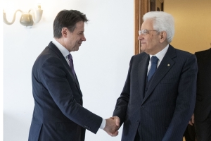Il Presidente Sergio Mattarella con Giuseppe Conte, Presidente del Consiglio dei Ministri, ed altri membri del Governo, in occasione del prossimo Consiglio Europeo

