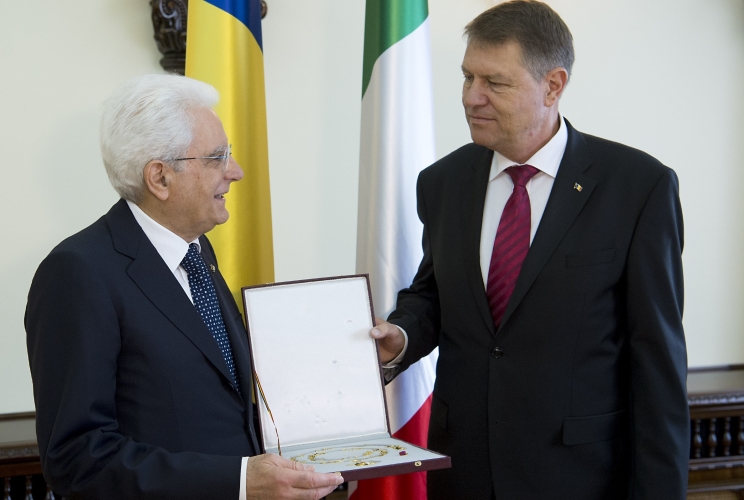 Il Presidente della Repubblica Sergio Mattarella con il Presidente della Romania Klaus Iohannis 