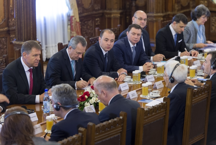 Il Presidente Sergio Mattarella in occasione dell'incontro con il Presidente della Romania