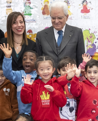 Il Presidente Sergio Mattarella in occasione della visita alla scuola "D. Manin", nel quartiere esquilino