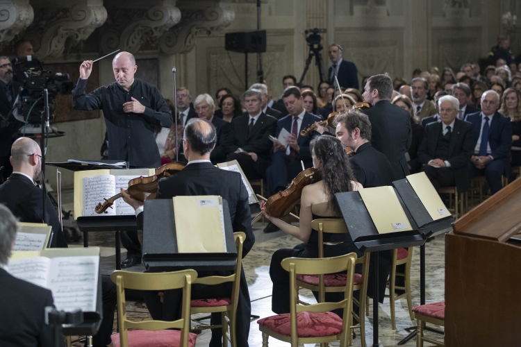 Il Presidente Sergio Mattarella al concerto celebrativo del "Giorno del Ricordo" alla Cappella Paolina del Quirinale
