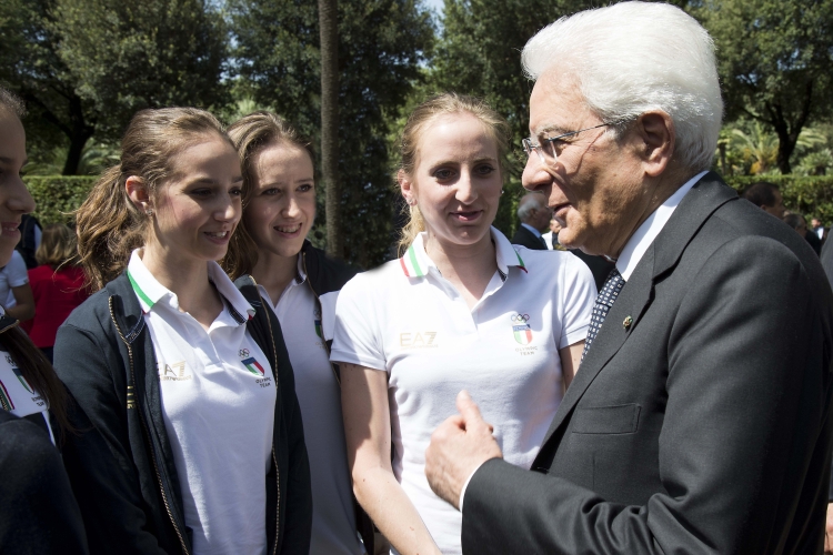 Il Presidente Sergio Mattarella con gli atleti italiani in partenza per i Giochi di Rio 2016