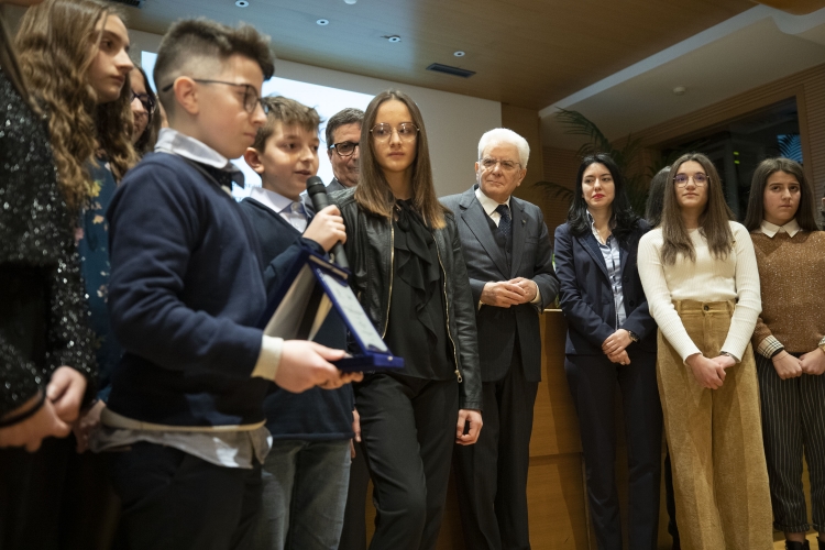Il Presidente Sergio Mattarella al CSM premia i vincitori del concorso di idee “Ricordare Vittorio Bachelet e la sua testimonianza di libertà e di democrazia a 40 anni dalla morte”