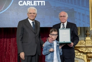 Cerimonia di consegna delle onorificenze OMRI conferite “motu proprio” dal Presidente della Repubblica a cittadini distintisi per atti di eroismo e impegno civile