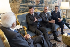 Il Presidente Sergio Mattarella con Gianluigi Angelantoni, Presidente Angelantoni Group, in occasione dell'incontro con il consiglio direttivo di “Kyoto Club” 