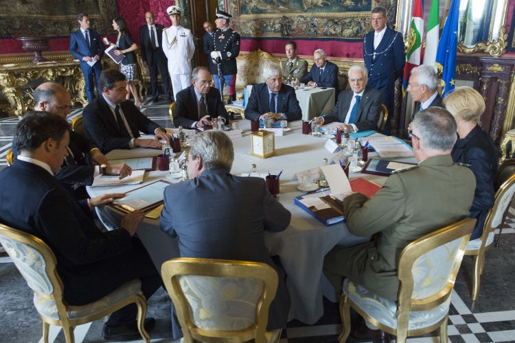 Il Presidente della Repubblica Sergio Mattarella in occasione della riunione del Consiglio Supremo di Difesa