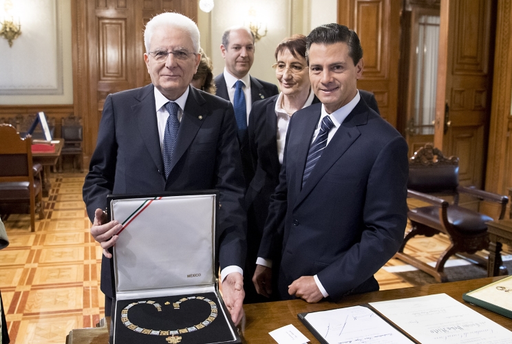 Il Presidente della Repubblica Italiana Sergio Mattarella con il Presidente degli Stati Uniti Messicani Enrique Peña Nieto 