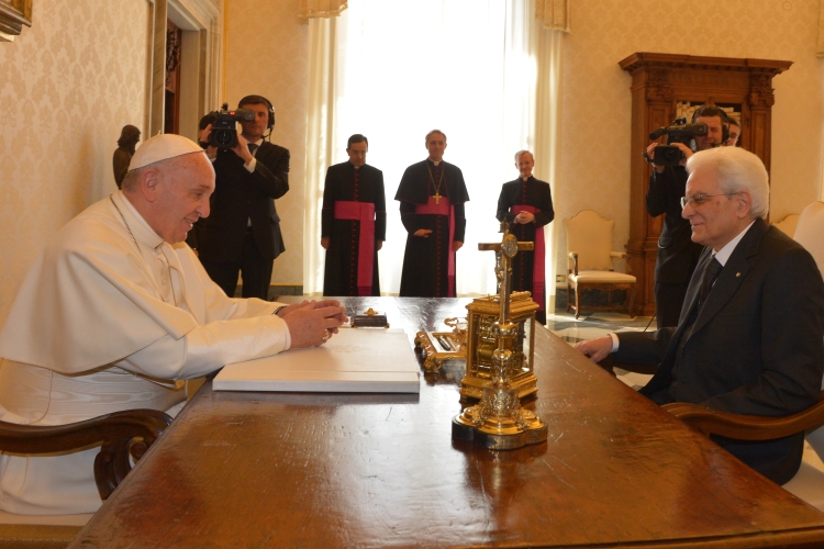 Il Presidente Sergio Mattarella a colloquio con il Sommo Pontefice Francesco