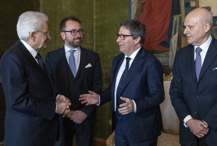 Il Presidente Sergio Mattarella con Alfonso Bonafede, Ministro della Giustizia, David Ermini, Vice Presidente del Consiglio Superiore della Magistratura e Giovanni Mammone, Primo Presidente della Corte Suprema di Cassazione, poco prima dell'incontro con i Magistrati ordinari in tirocinio nominati con D.M. 12 febbraio 2019