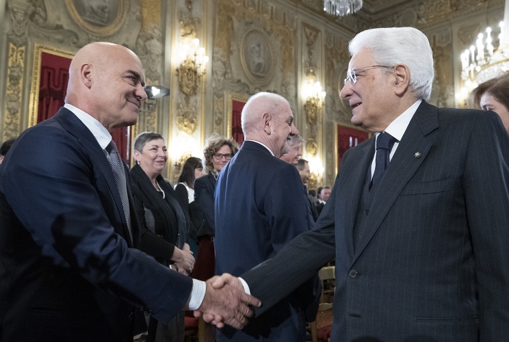 Il Presidente Sergio Mattarella con Luca Zingaretti, testimonial per Telethon