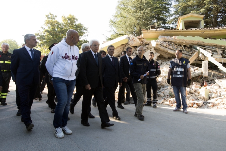 Mattarella visita Amatrice