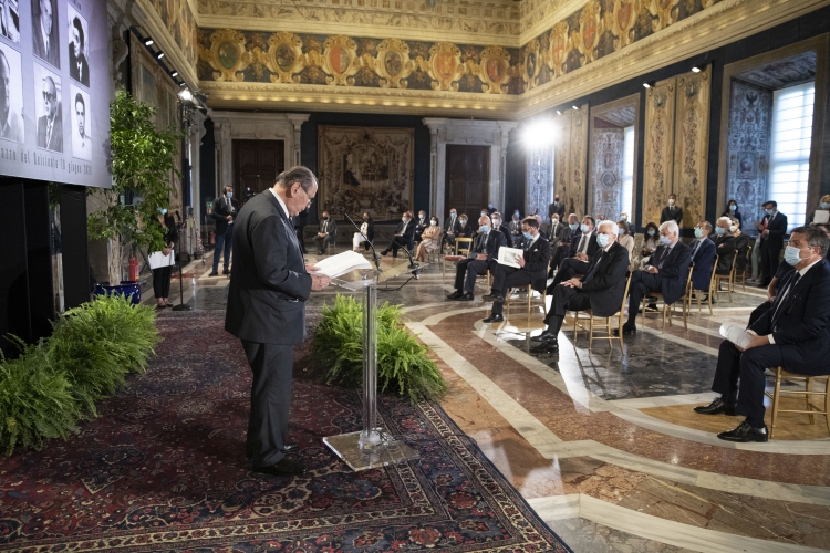 Il Presidente della Repubblica Sergio Mattarella in occasione della cerimonia commemorativa del quarantesimo anniversario dell’uccisione di Nicola Giacumbi, Girolamo Minervini, Guido Galli, Mario Amato e Gaetano Costa e del trentennale dell’omicidio di Rosario Livatino
