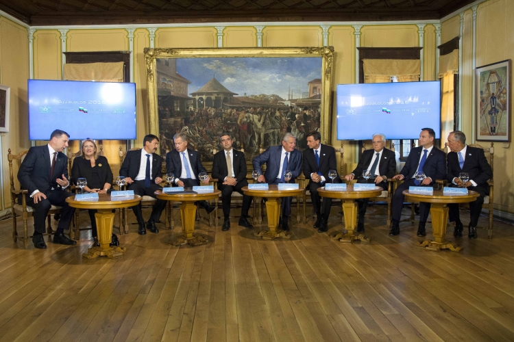 Il Presidente Sergio Mattarella con i Capi di Stato partecipanti alla 12° riunione del Gruppo Arraiolos