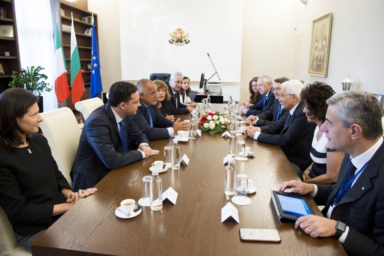 Il Presidente Sergio Mattarella durante i colloqui con il Presidente del Consiglio dei Ministri della Bulgaria Boyko Borissov