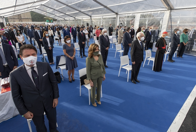 Il Presidente della Repubblica Sergio Mattarella in occasione della cerimonia di inaugurazione del nuovo viadotto sul Polcevera