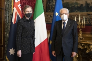 Il Presidente Sergio Mattarella S.E. la Signora Margaret Eileen TWOMEY,nuovo Ambasciatore del Commonwealth d’Australia,in occasione della presentazione delle Lettere Credenziali 

