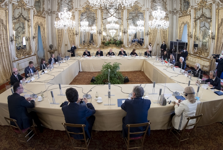Il Presidente Sergio Mattarella nel corso dei colloqui con il Presidente della Repubblica Ellenica, S.E. la Signora Katerina Sakellaropoulou
