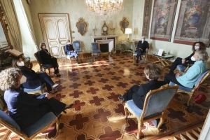 Il Presidente Sergio Mattarella con una delegazione di Leads - Donne Leader in Sanità  
