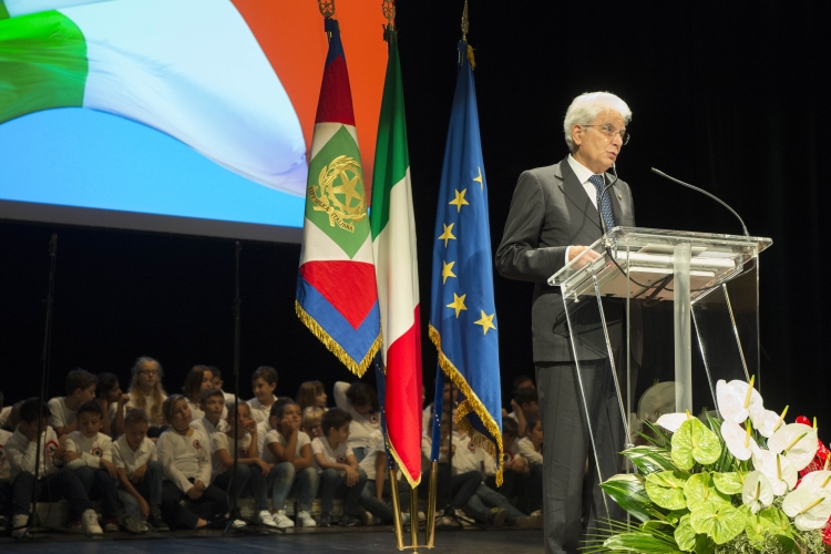 Il Presidente Sergio Mattarella alla cerimonia per il 150° anniversario della costruzione del Canale Cavour