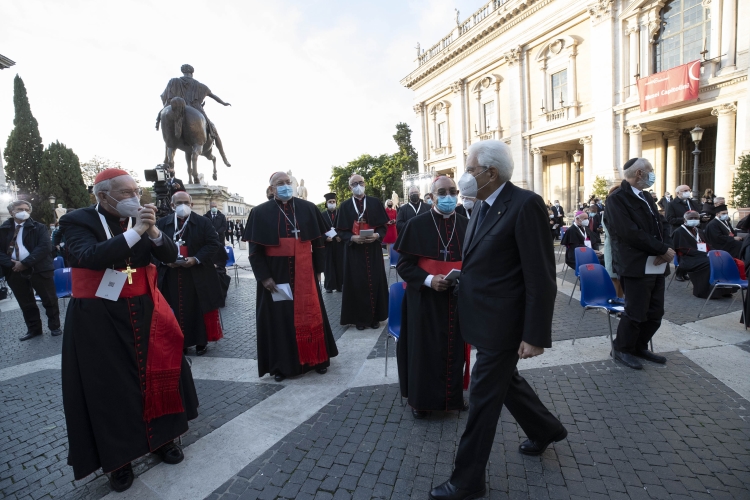 Il Presidente Sergio Mattarella alla cerimonia conclusiva dell’incontro internazionale di preghiera per la pace tra le grandi religioni mondiali dal titolo: “Nessuno si salva da solo – pace e fraternità"