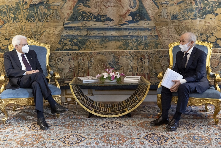 Il Presidente Sergio Mattarella con Giulio Maira, Fondatore e Presidente di Atena Onlus