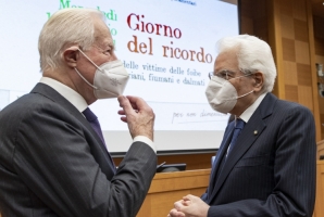 Il Presidente Sergio Mattarella con Giuseppe de Vergottini, Presidente di FederEsuli, in occasione della Celebrazione del Giorno del Ricordo delle Foibe e dell’Esodo Giuliano-Dalmata