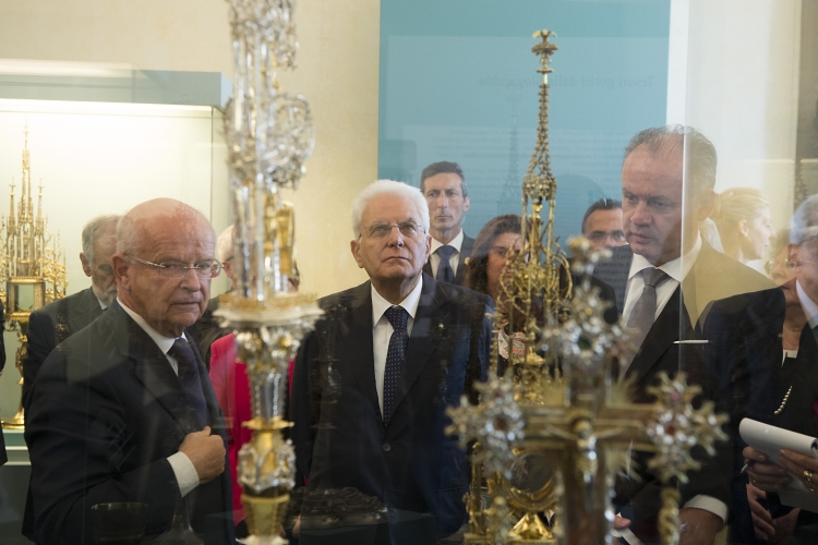 Il Presidente della Repubblica, Sergio Mattarella, e il Presidente della Repubblica Slovacca, Andrej Kiska, 