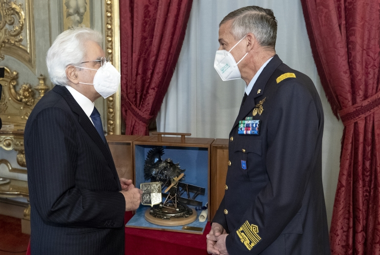 Il Presidente Sergio Mattarella in occasione del 98° anniversario di fondazione dell’Aeronautica Militare