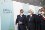 Il Presidente Mattarella visita l' HUB vaccinale della fiera del Mediterraneo